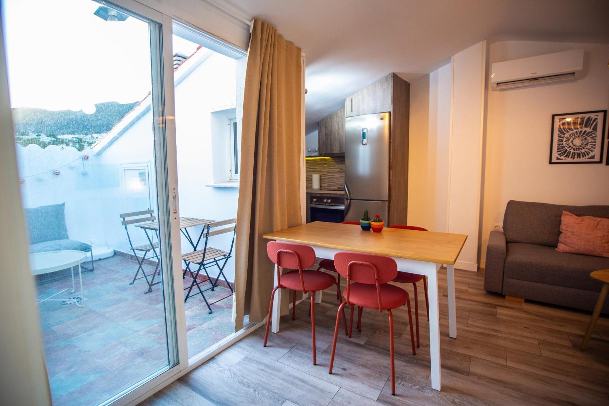 Benalhome - Tu Hogar Con Terraza Y Ducha Exterior Benalmadena Bagian luar foto