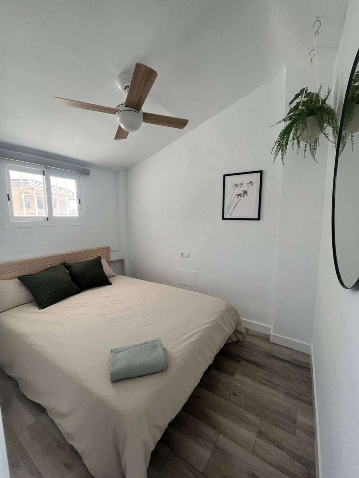 Benalhome - Tu Hogar Con Terraza Y Ducha Exterior Benalmadena Bagian luar foto